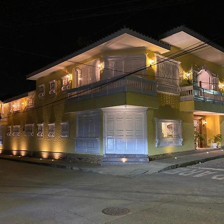 Casa Hotel Las Orquideas ซีร์กาเซีย ภายนอก รูปภาพ