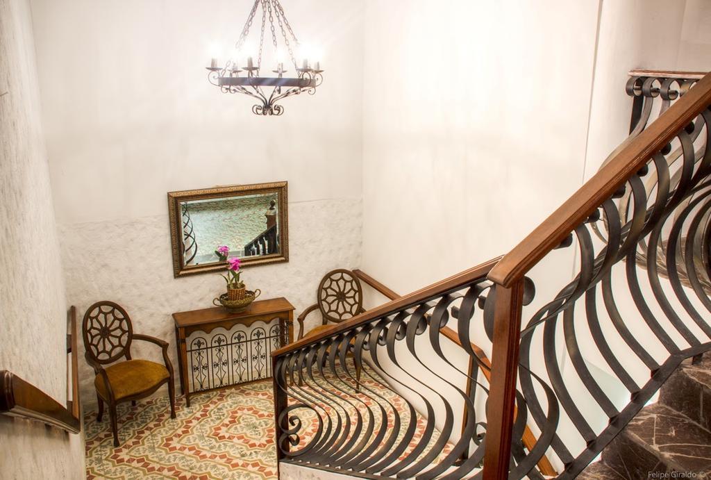 Casa Hotel Las Orquideas ซีร์กาเซีย ภายนอก รูปภาพ