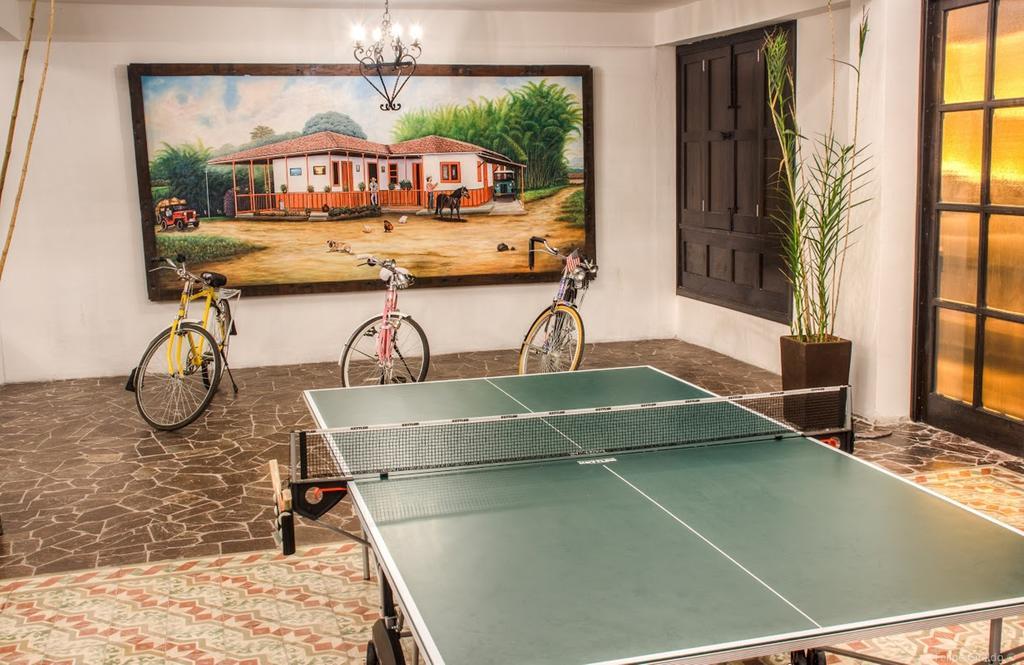 Casa Hotel Las Orquideas ซีร์กาเซีย ภายนอก รูปภาพ