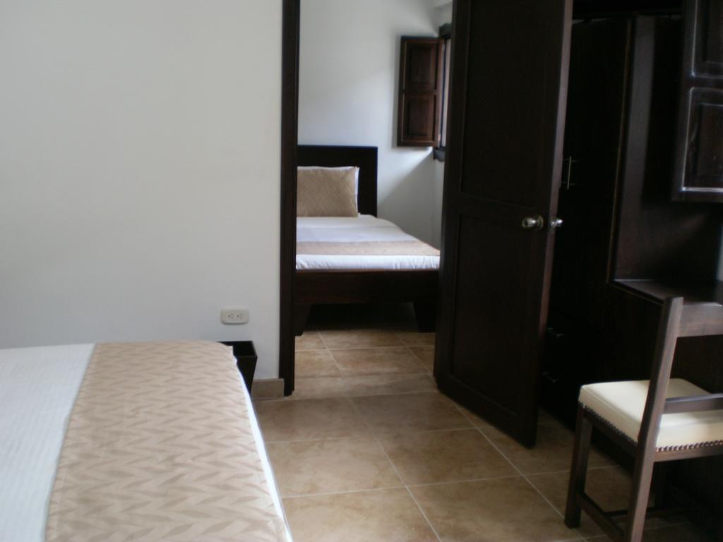 Casa Hotel Las Orquideas ซีร์กาเซีย ห้อง รูปภาพ