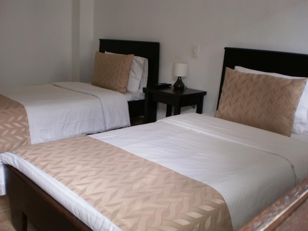 Casa Hotel Las Orquideas ซีร์กาเซีย ห้อง รูปภาพ