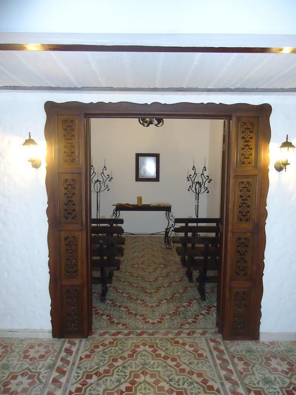 Casa Hotel Las Orquideas ซีร์กาเซีย ภายนอก รูปภาพ
